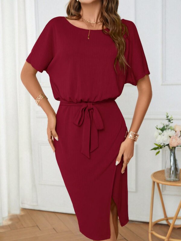Vestido Casual con Cinturón y Falda Dividida de Manga Murciélago - Image 22