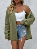Camisa Larga con Hombros Caídos y Botones Frontales