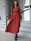Vestido Rojo Invernal de Cuello Redondo y Manga Farol