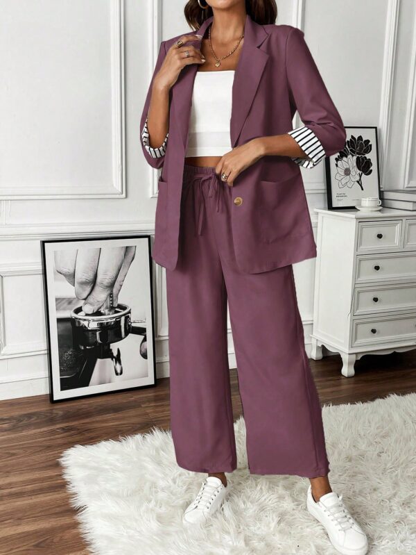 Conjunto de Blazer y Pantalón a Rayas con Puños Dobladillos - Image 15