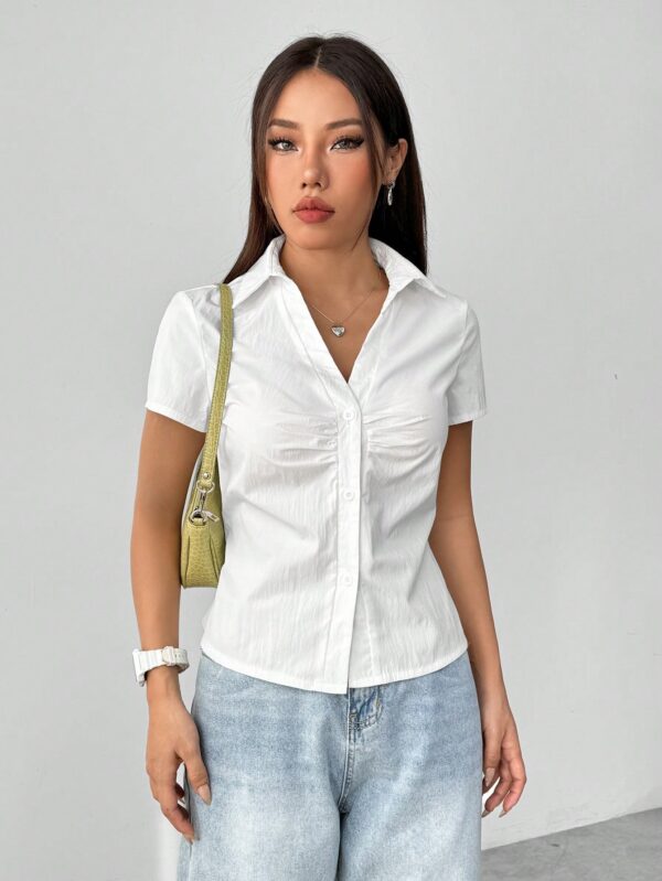 Camisa Casual de Color Sólido con Mangas Cortas - Image 12
