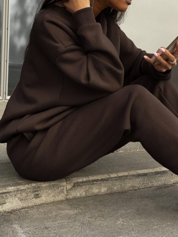 Conjunto de Sudadera y Pantalón con Cierre y Hombros Caídos - Image 14