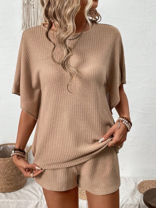 Conjunto de Verano Casual con Top Manga Murciélago y Shorts - Image 19