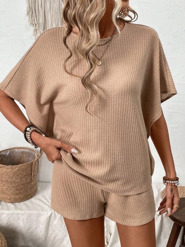 Conjunto de Verano Casual con Top Manga Murciélago y Shorts - Image 20
