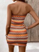 Vestido Mini Sin Hombros con Patrón Geométrico y Ajuste Cuerpo Entero
