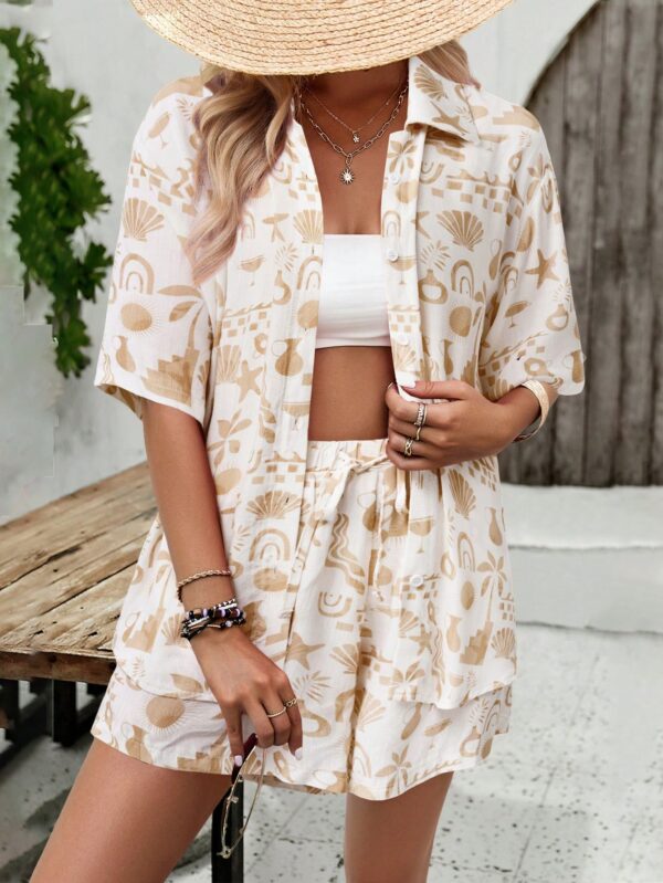 Conjunto Veraniego Bohemio de Blusa y Shorts con Estampado Floral - Image 12