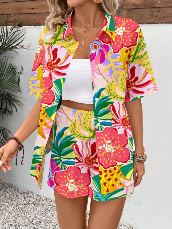 Conjunto Boho Casual de Blusa y Shorts con Estampado Botánico - Image 9