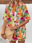 Conjunto Boho Casual de Blusa y Shorts con Estampado Botánico