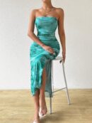 Vestido Strapless Tie Dye con Abertura Lateral y Ruched