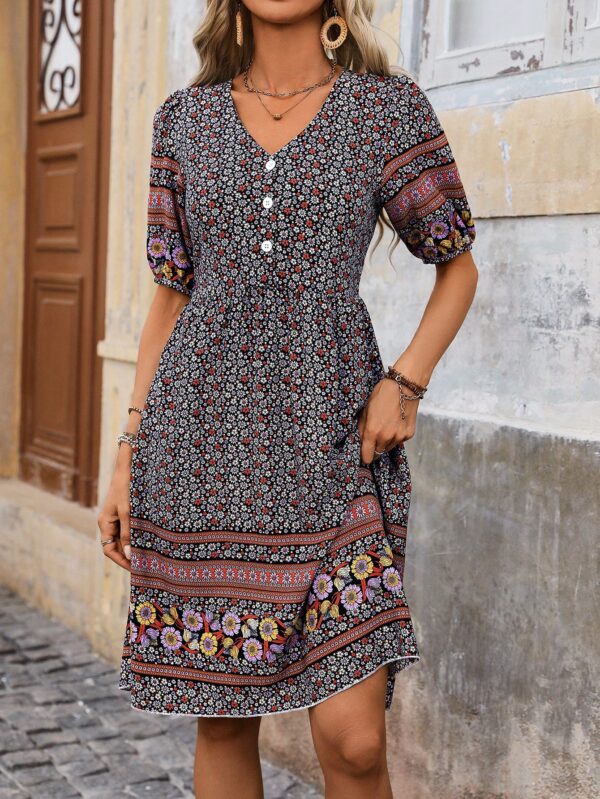 Vestido Casual con Estampado Floral y Botones, Ideal para Vacaciones en la Playa - Image 5