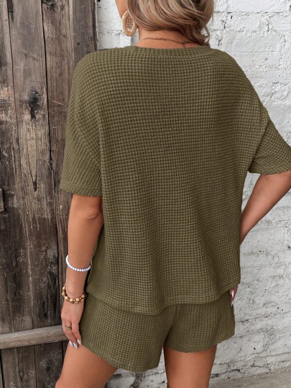 Set de Top Casual y Shorts con Cintura Ajustable en Tejido Texturizado - Image 12