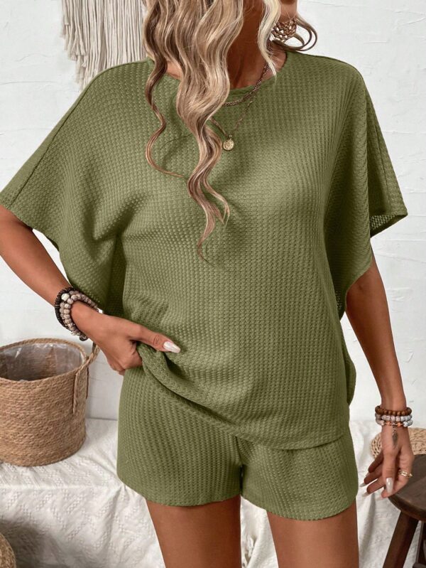 Conjunto de Verano Casual con Top Manga Murciélago y Shorts - Image 25