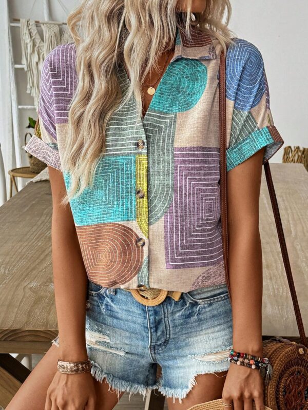 Camisa Casual de Cuello Solapa y Manga Corta con Estampado Geométrico - Image 4