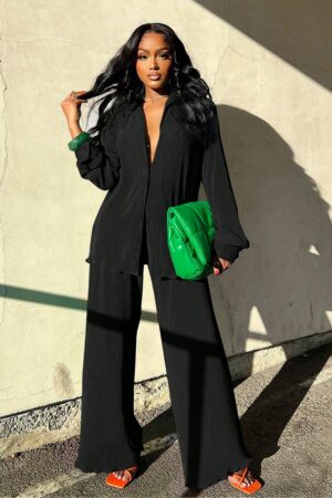 Set Elegante de Blusa Plisada y Pantalón Ancho
