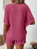 Conjunto de Verano Casual con Top Manga Murciélago y Shorts