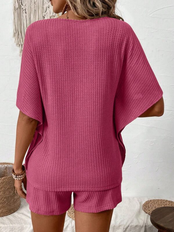 Conjunto de Verano Casual con Top Manga Murciélago y Shorts - Image 30