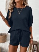 Conjunto de Verano Casual con Top Manga Murciélago y Shorts
