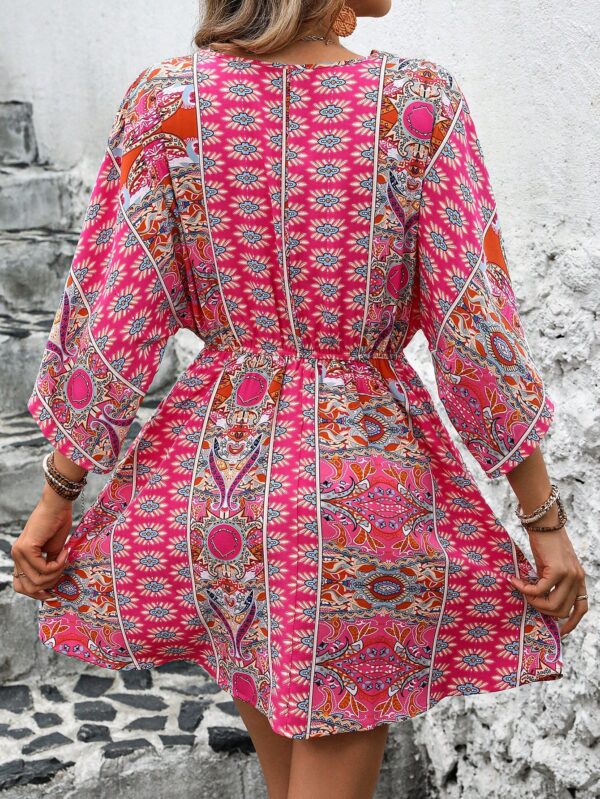 Vestido Boho con Escote en V, Mangas Murciélago y Cinturón - Image 30
