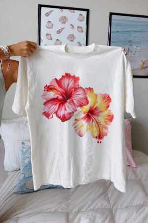 Remera Estampada de Hibiscus Oversize Casual
