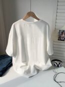 Remera Estampada de Hibiscus Oversize Casual
