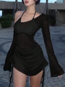 Vestido Asimétrico con Manga Acampanada y Cintura Alta