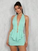 Conjunto de Blusa Halter con Falda Plisada y Abertura