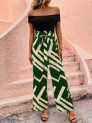 Conjunto Casual Dos Piezas: Top Hombros Descubiertos y Pantalón Rayado con Cinturón