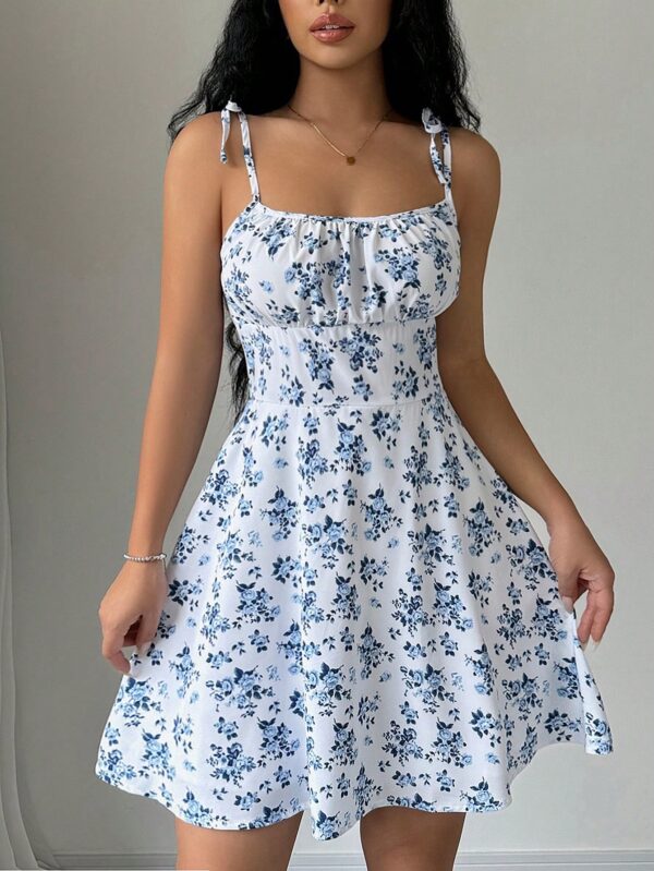 Vestido Corto Boho con Tirantes y Estampado Floral - Image 7