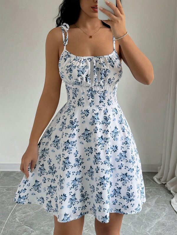Vestido Corto Boho con Tirantes y Estampado Floral - Image 10
