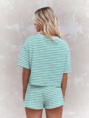 Conjunto Casual de Camiseta y Shorts a Rayas con Hombros Caídos