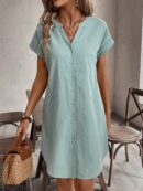 Vestido Mini Casual de Manga Corta con Botones Frontales