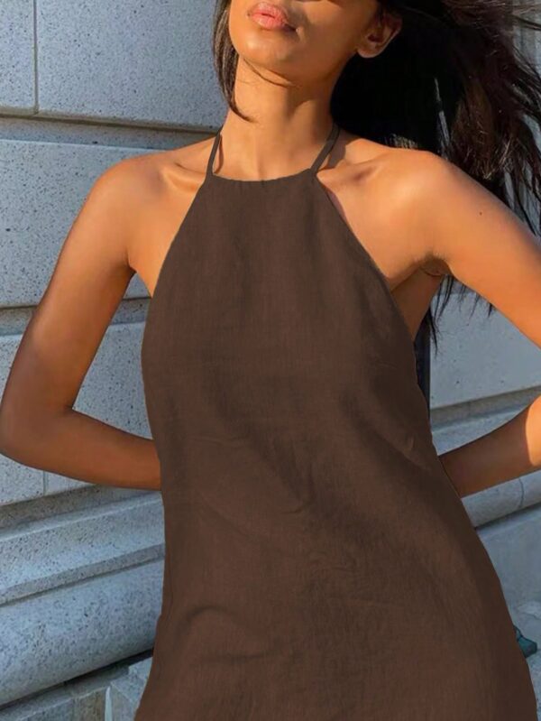 Vestido Mini sin Mangas con Espalda Descubierta y Cuello Halter - Image 4
