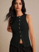 Top de Tanque Estilo Clásico con Botones y Raja Frontal