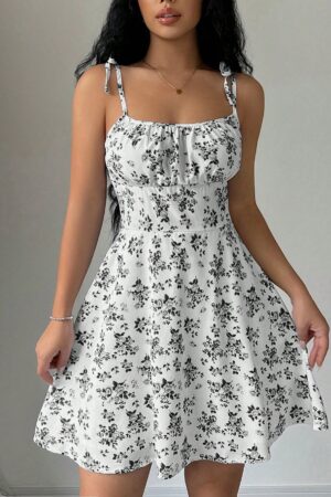 Vestido Corto Boho con Tirantes y Estampado Floral