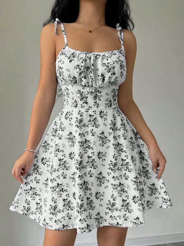 Vestido Corto Boho con Tirantes y Estampado Floral - Image 3