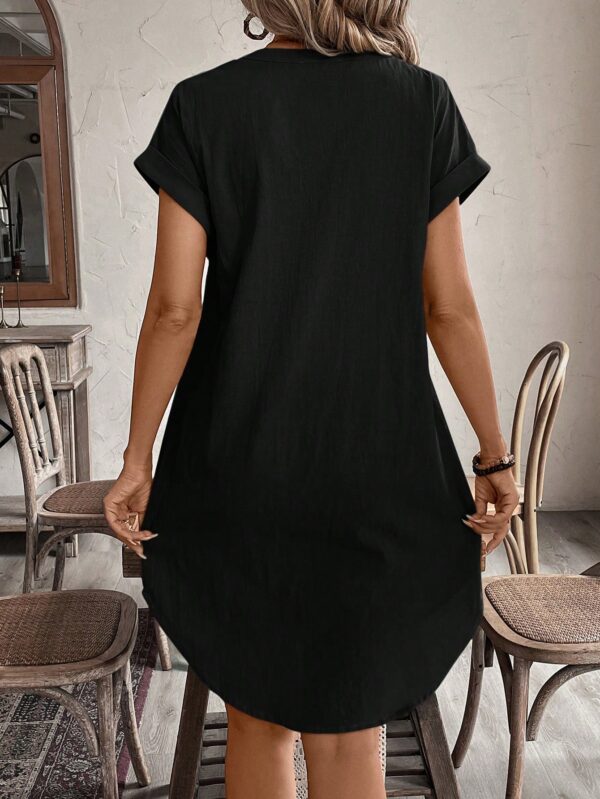 Vestido Mini Casual de Manga Corta con Botones Frontales - Image 2