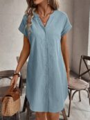 Vestido Mini Casual de Manga Corta con Botones Frontales
