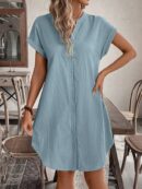 Vestido Mini Casual de Manga Corta con Botones Frontales