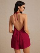Set Casual de Verano con Top Halter y Shorts