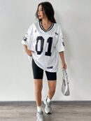 Camiseta Deportiva de Malla con Estampado de Números y Letras