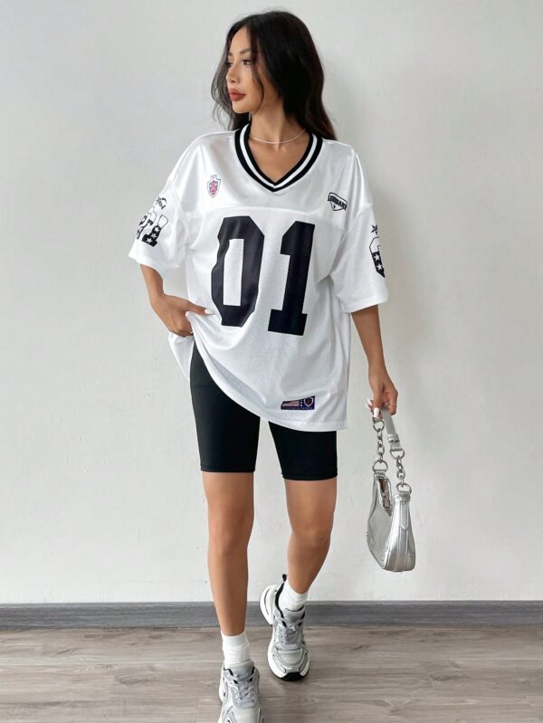 Camiseta Deportiva de Malla con Estampado de Números y Letras - Image 31