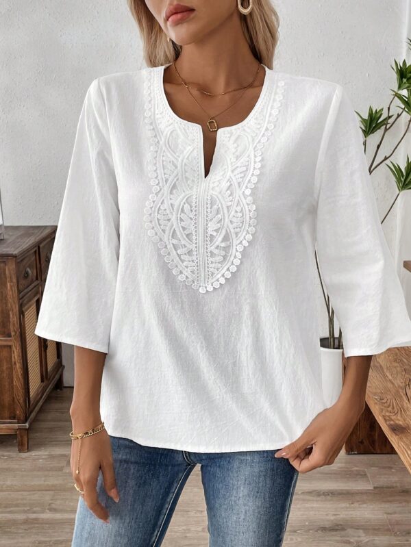 Blusa Casual de Manga Tres Cuartos en Color Sólido con Cuello V - Image 13