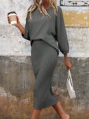 Set Casual de Top con Manga Murciélago y Falda Tejidos