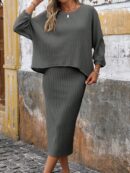 Set Casual de Top con Manga Murciélago y Falda Tejidos