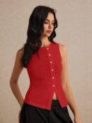 Top de Tanque Estilo Clásico con Botones y Raja Frontal