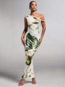 Vestido Bodycon Estampado Floral con Hombro Descubierto