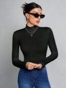 Top Cuello Alto Ajustado en Color Sólido Ideal para Otoño e Invierno