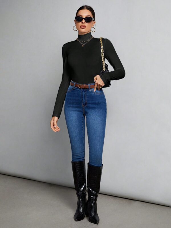 Top Cuello Alto Ajustado en Color Sólido Ideal para Otoño e Invierno - Image 8