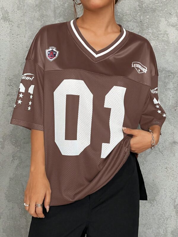 Camiseta Deportiva de Malla con Estampado de Números y Letras - Image 58