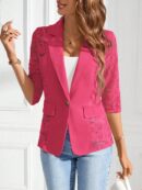 Chaqueta Elegante con Detalles de Encaje y Botón Único